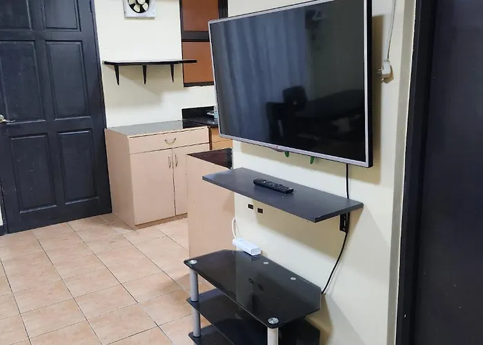 Apartment 2br Near Bgc *